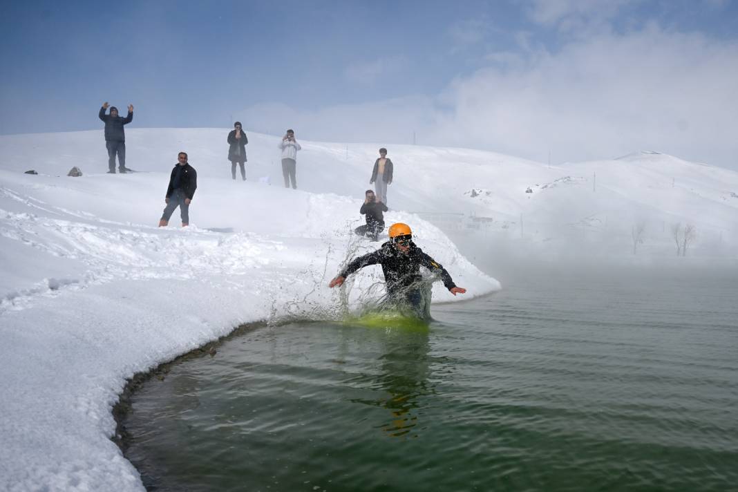 Türkiye'nin Bu Kentinde Hem Kayak Hem Termal Havuz Keyfi İç İçe Yaşanıyor! Kış Tatili Arayanların İlgisini Çekecek Güzellikte 3